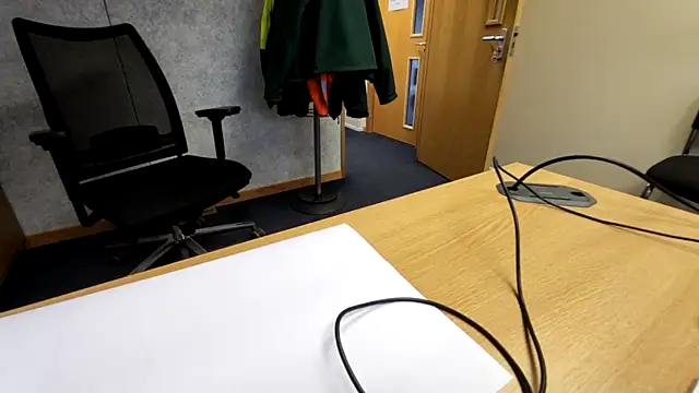 Oorse1966 online show from 11/06/25, 01:59