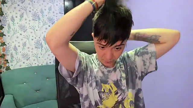  Hannah Hot online show from 10/21/25, 01:38