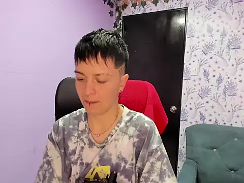  Hannah Hot online show from 11/08/25, 02:59