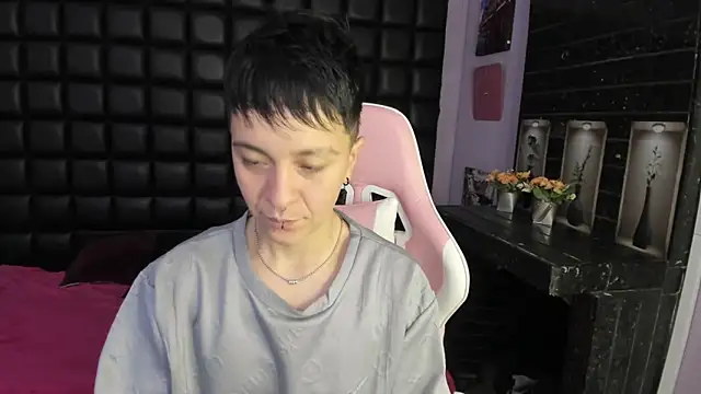  Hannah Hot online show from 11/13/25, 12:09