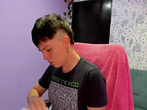  Hannah Hot online show from 10/30/25, 01:48