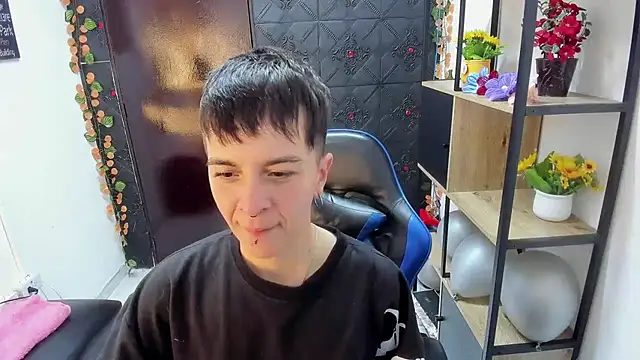  Hannah Hot online show from 04/12/26, 03:32