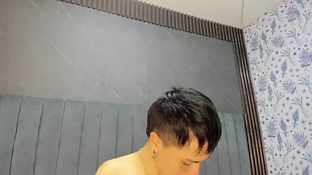  Hannah Hot online show from 12/21/25, 02:57