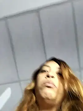 Snapshot of shanell_saenz chatting on 01/18/26, 06:00 shanell saenz online show from 01/18/26, 06:00