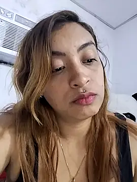 shanell saenz online show from 12/17/25, 02:27