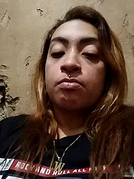 shanell saenz online show from 11/14/25, 02:48