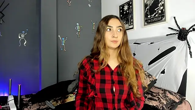 Alice Dickinssonn online show from 10/30/25, 01:42