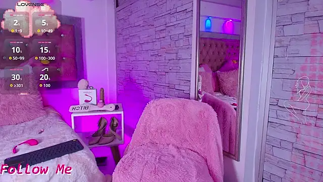 Snapshot of Bonn_Glow chatting on 02/28/26, 04:12 Bonn Glow online show from 02/28/26, 04:12