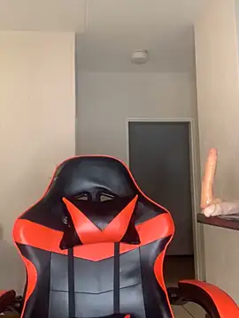 jayjayja19 online show from 12/05/25, 02:43