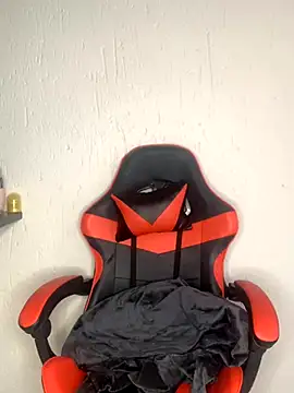 jayjayja19 online show from 11/13/25, 05:11