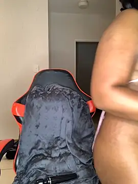 jayjayja19 online show from 11/06/25, 02:59