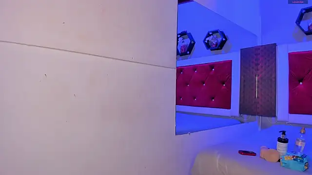 IsauraMontiel online show from 12/04/25, 08:19