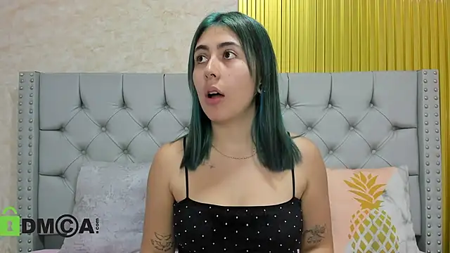 Skarlet 04 online show from 11/27/25, 05:35