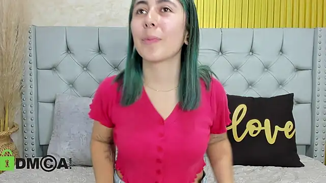 Skarlet 04 online show from 12/15/25, 05:41