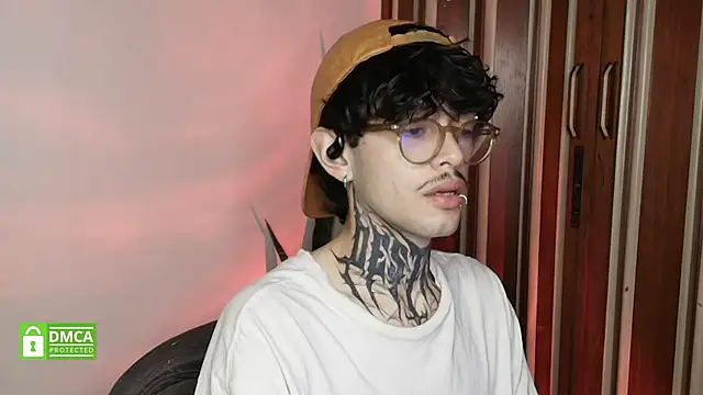 Mihail leroy online show from 02/05/26, 05:36