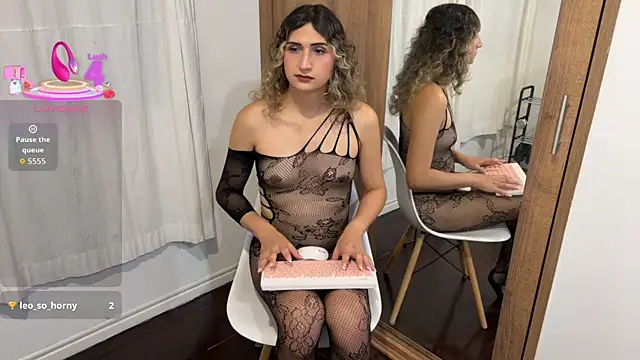 kayleesims  online show from 06/11/26, 02:53