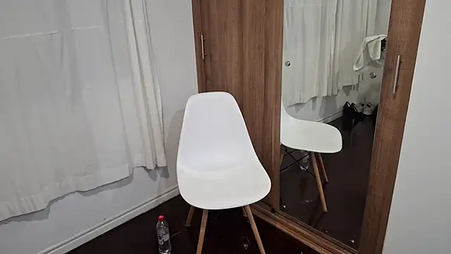 kayleesims  online show from 04/09/26, 11:33