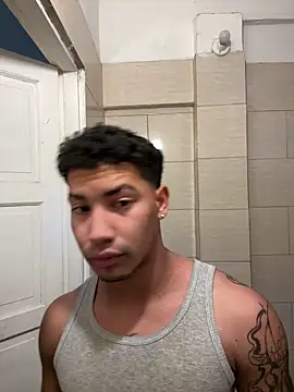 Snapshot of AlexBrasua chatting on 09/28/25, 07:54 AlexBrasua online show from 09/28/25, 07:54