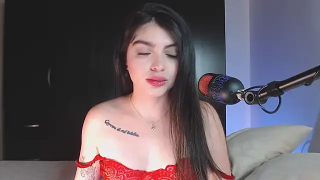 Snapshot of miaabroown chatting on 09/12/25, 07:35 miaabroown online show from 09/12/25, 07:35