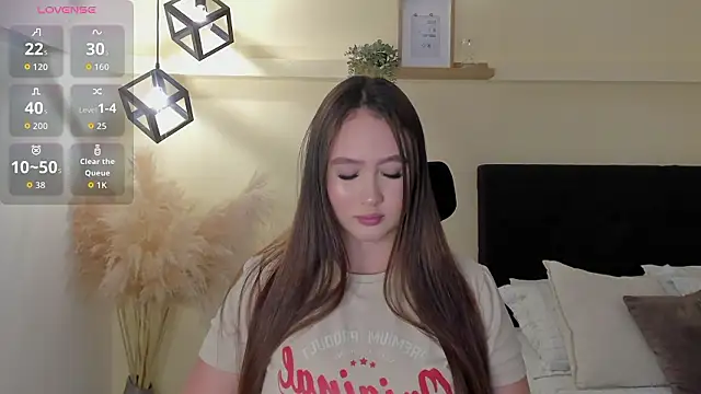 antonellacooper   online show from 03/31/26, 11:23