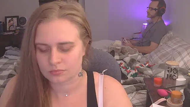 Sexyblonde12344 online show from 11/07/25, 11:41