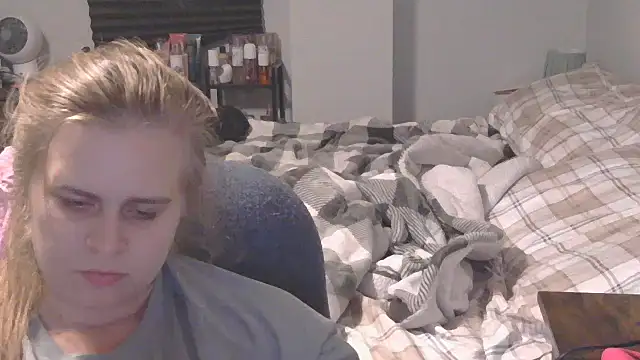 Sexyblonde12344 online show from 11/02/25, 11:32