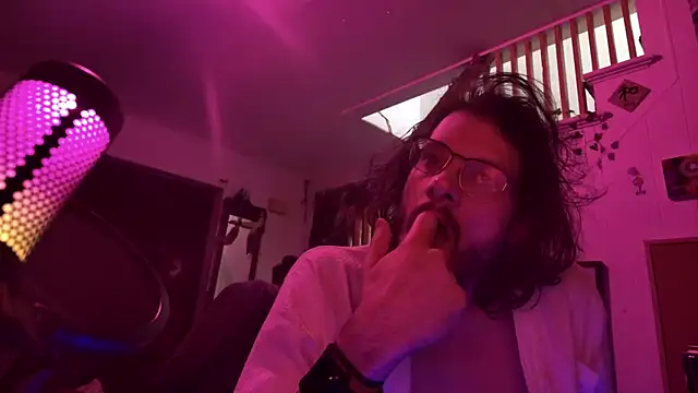 MasterDaddyCool online show from 11/17/25, 04:05