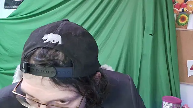 MasterDaddyCool online show from 10/22/25, 04:45