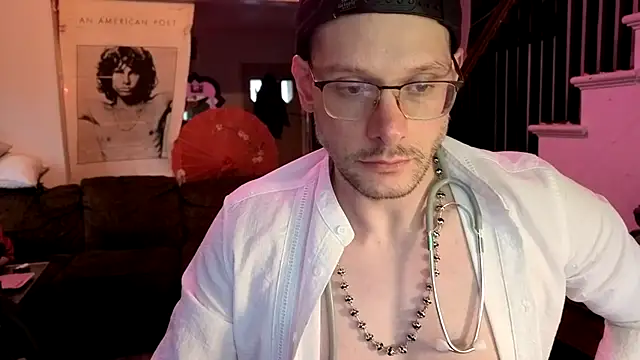 Snapshot of MasterDaddyCool chatting on 06/22/26, 02:36 MasterDaddyCool online show from 06/22/26, 02:36