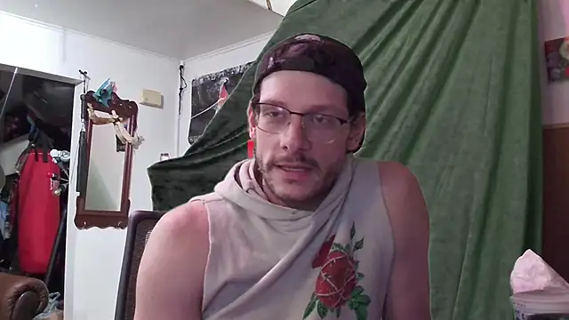 MasterDaddyCool online show from 10/26/25, 01:28