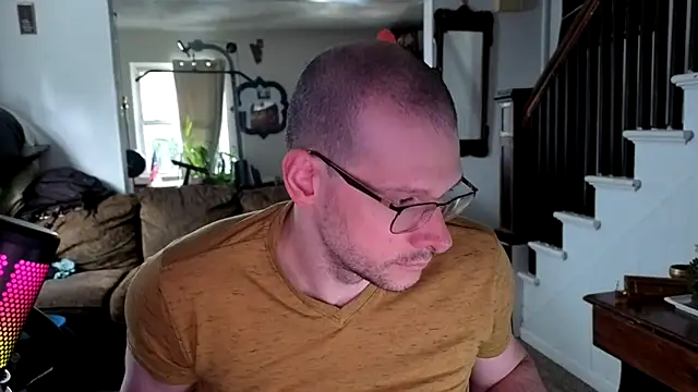 Snapshot of MasterDaddyCool chatting on 06/19/26, 05:41 MasterDaddyCool online show from 06/19/26, 05:41