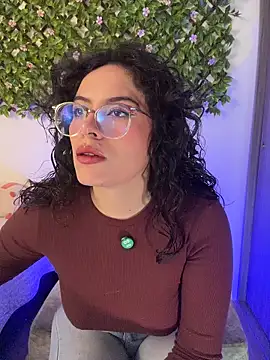 Katheerine online show from 12/22/25, 01:39