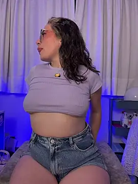 Katheerine online show from 02/10/26, 01:37