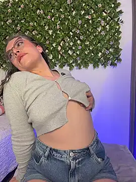 Katheerine online show from 01/18/26, 01:09