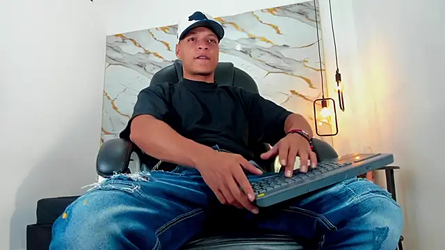 Ricky Owens1 online show from 10/25/25, 02:28