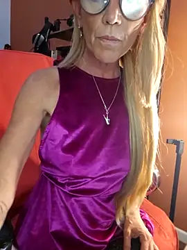 Polly23 online show from 12/02/25, 12:00