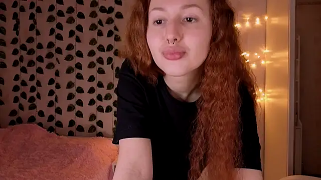Snapshot of lina_red_xxx chatting on 09/14/25, 10:32 lina red xxx online show from 09/14/25, 10:32