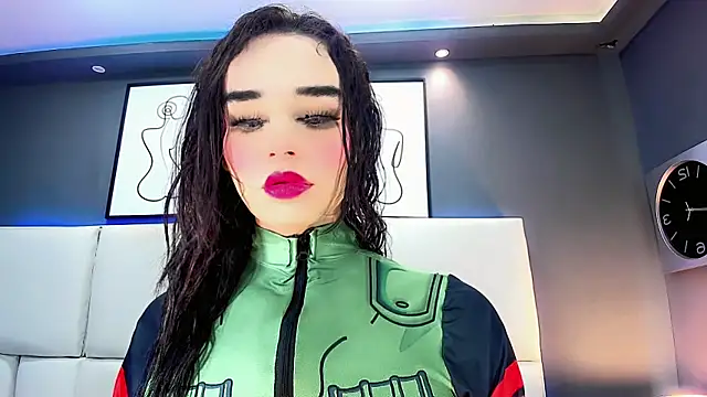 Valeria Rouss online show from 10/08/25, 10:54