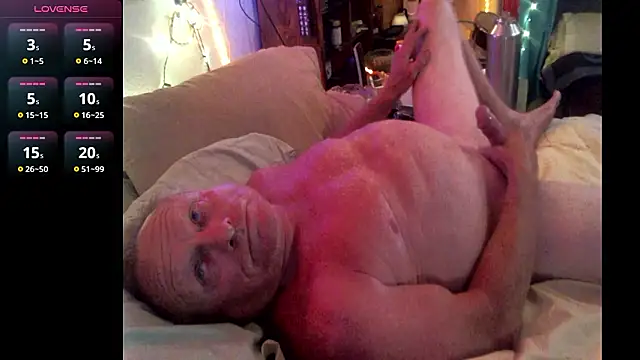 Pussyeat2please online show from 03/22/26, 02:15