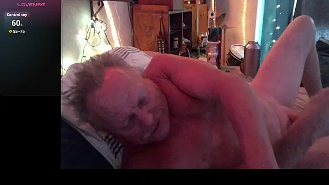 Pussyeat2please online show from 02/07/26, 04:48