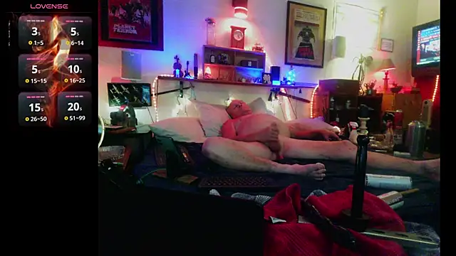 Pussyeat2please online show from 05/18/26, 11:26