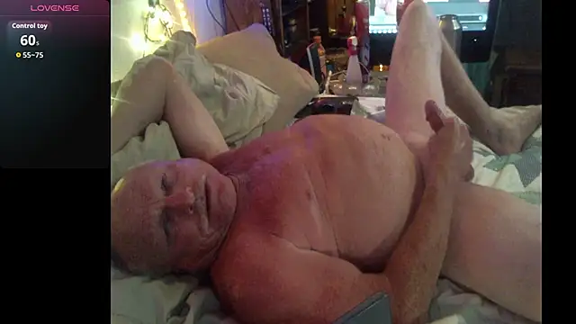 Pussyeat2please online show from 03/28/26, 07:09