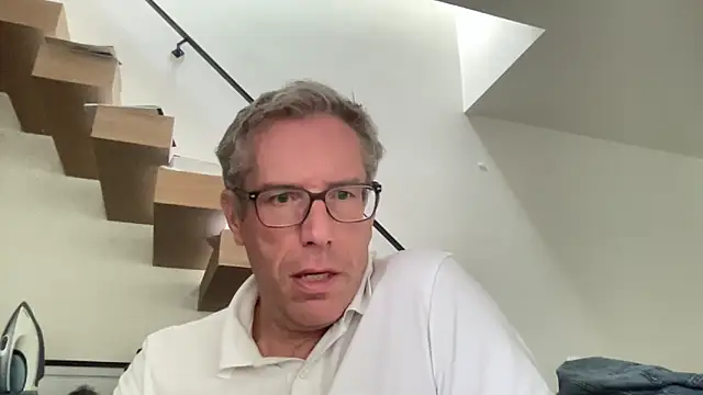 choupipat1 online show from 09/12/25, 12:27