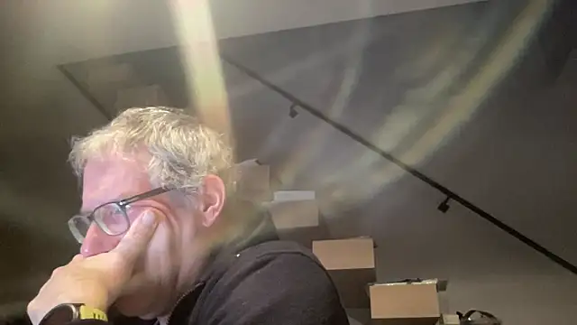 choupipat1 online show from 12/05/25, 07:07