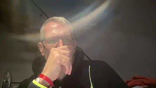 choupipat1 online show from 10/01/25, 05:34