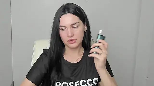 Lune Moon online show from 10/03/25, 05:47