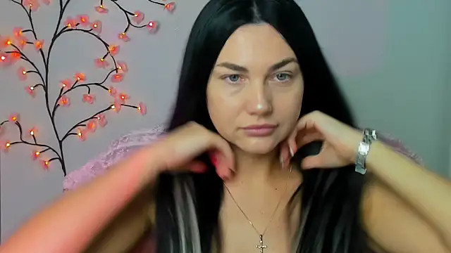 Lune Moon online show from 12/02/25, 06:26