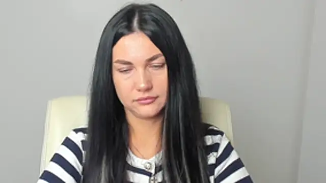 Lune Moon online show from 11/27/25, 06:47