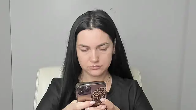 Lune Moon online show from 10/03/25, 05:42