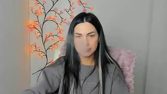 Lune Moon online show from 04/10/26, 05:36